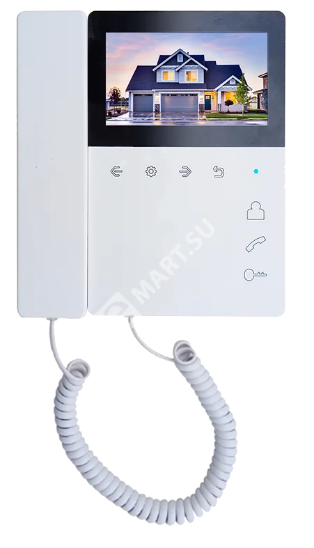 Elly с трубкой